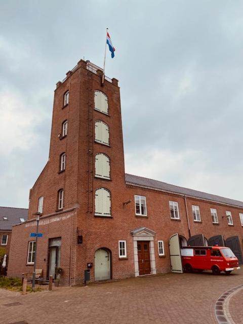 De Oude Brandweerkazerne 4 Persoons 2 Kamer Appartement Kaatsheuvel Exterior photo